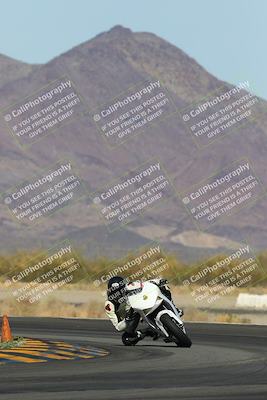 media/Feb-04-2023-SoCal Trackdays (Sat) [[8a776bf2c3]]/Turn 14 (115pm)/